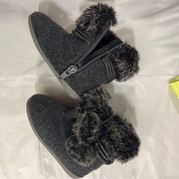 Cozy Black Fur-Lined Kids Boots - Picture 1 of 7